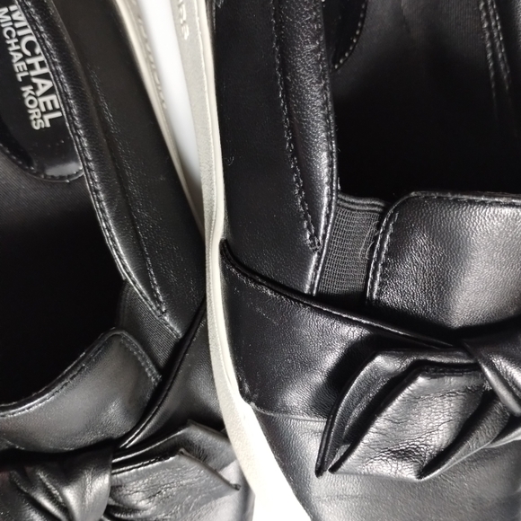 Michael Kors Black Leather Loafers with Bow - Picture 15 of 16